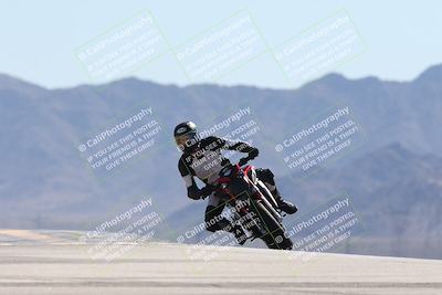 media/Oct-13-2025-Moto Forza (Mon) [[a66d839500]]/4-C Group/Session 4 (Turn 9)/